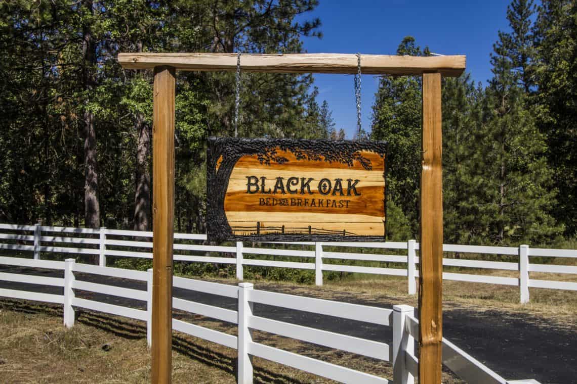 Welcome to Yosemite Black Oak Bed and Breakfast